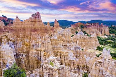 跟着赛事游楚雄｜精品线路③：绿美楚雄·奇山异水之旅