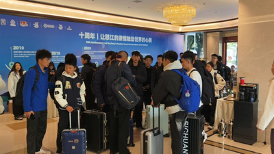 中外选手齐聚中国怒江逐浪 共赴野水皮划艇亚洲顶级赛事