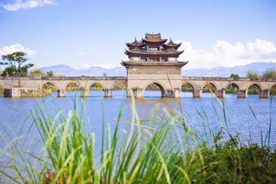 建水冬日的十七孔桥，赠你一场金光穿孔的浪漫