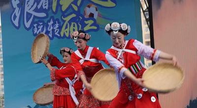 “跟着滇超玩转丽江”文旅推广活动走进文山 以足球为媒 开启冬日“山海之约”