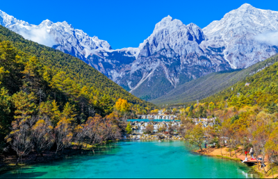 丽江：暖阳星空下 绘就冬日旅居“新画卷”