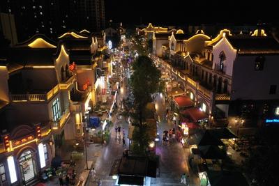 欢乐歌舞、非遗美食……来同德广场一站式体验开远的幸福生活！