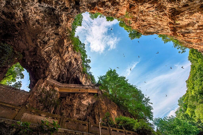 致敬中国人民警察，快来免票游红河！