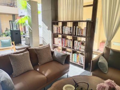 巍山县图书馆让阅读之花在民宿绽放