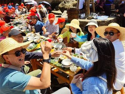 来红河红红火火过大年 | 跟着这条线路，寻味红河中国年！