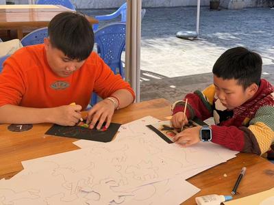 新春“趣”游玉溪丨青烟袅袅起龙窑，马韵陶香醉春朝—— 华宁春节“赶窑街”活动圆满落幕