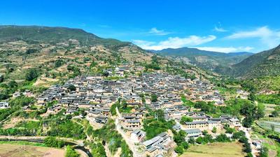 当新春遇上古村焕新颜 永仁宜就外普拉点亮乡村未来