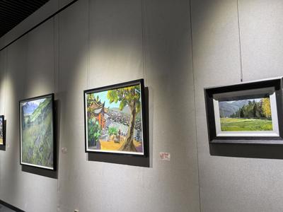 丹青绘就丽江魂——第十一届“百名画家画丽江”写生作品展启幕