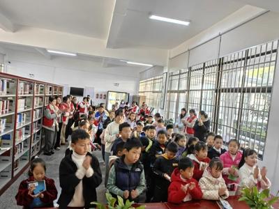 “传递知识与温暖，让书籍行走更远”大理州图书馆举办中小学生闲置图书捐献活动