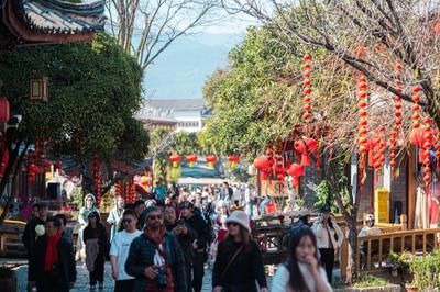 春节假日期间，丽江古城游客接待量位居全省第一