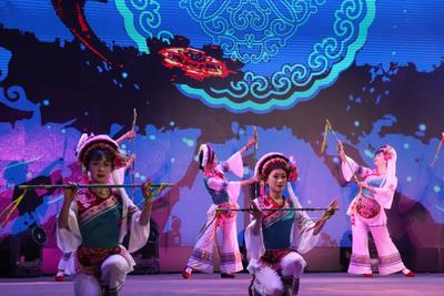 烟火海东，越夜越美丽