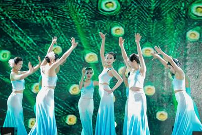 云南寻甸：“落灯节”热闹非凡 文旅融合打造旅居新体验