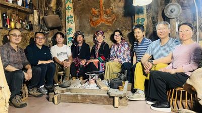 云南民族博物馆“火塘行歌 生生不息”学术活动专访“树皮衣”非遗传承人