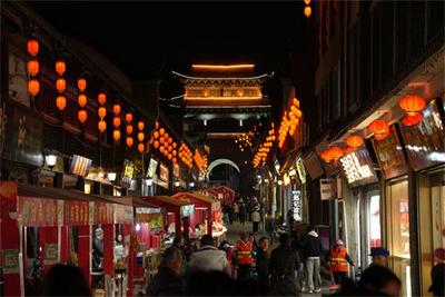 龙狮共舞闹元宵！在昭通古城遇见“云南之夜”