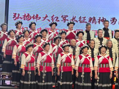 丽江市文化馆歌声飞扬，老少同心用旋律传承红色记忆