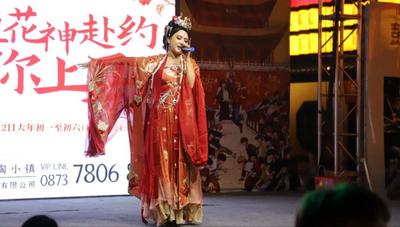 一家人的建水丨紫陶里五一逛集·手作·听一场火塘边的故事