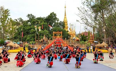 跟着神鱼节游孟连丨走进宣抚司署，聆听700年娜允古城的回响