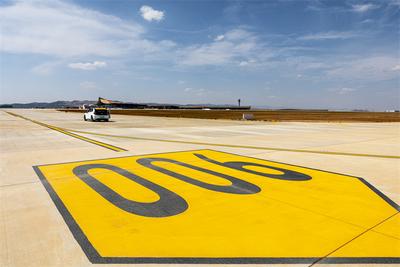 昆明长水国际机场东二跑道正式投用