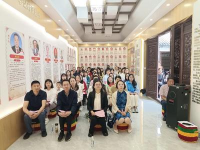 大理巍山举办首个“全民阅读活动周”全民阅读主题文明实践活动暨“七秩华章·声动巍山”诵读活动颁奖仪式