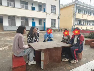 楚雄南华：“护蕾小队”从“怕谈话”到“盼着来”