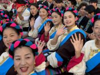 玉溪聂耳音乐广场 2026“遇见云南·舞动中超”民族广场舞惠民展演拉开帷幕