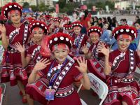 玉溪聂耳音乐广场 2026“遇见云南·舞动中超”民族广场舞惠民展演拉开帷幕