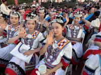 玉溪聂耳音乐广场 2026“遇见云南·舞动中超”民族广场舞惠民展演拉开帷幕