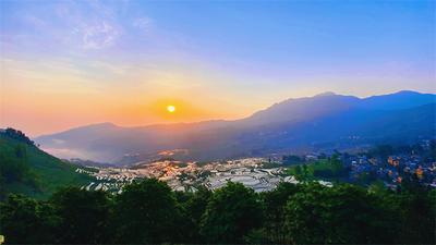5·19中国旅游日丨跟着攻略，游夏日红河！
