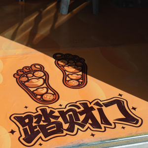 环洱海巴士主题上新，趁端午去看看