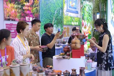 借力南博盛会，绽放玉溪魅力！玉溪文旅参展第10届南博会成果丰硕、亮点纷呈