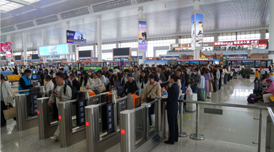 云南铁路：今年端午假日3天发送旅客112.3万人次 创历年端午假日新高