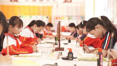 楚雄永仁：夜校赋能家庭教育 家校同心共育成长