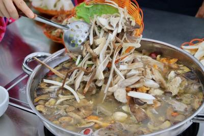 玉溪食菌季｜山珍十二味：玉溪菌子的花样打开方式！