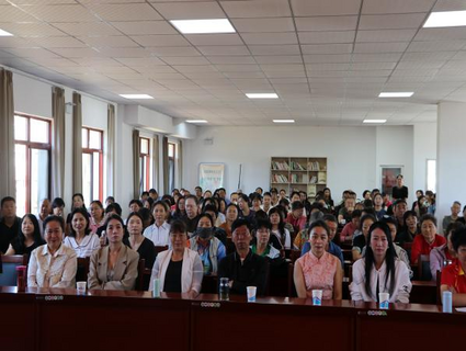 楚雄市彝人古镇社区举办老年大学新学年开学典礼