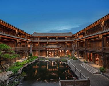 来红河，住进风景里，吃出烟火气！