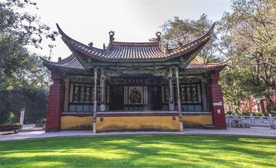 温润玉溪 旅居福地丨到玉溪古建里，寻一抹千年秋色