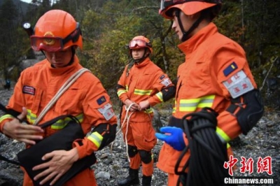 走进丽江 聚焦玉龙雪山守护者