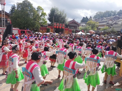 80后、90后已成国庆节出游主力军 丽江为最受游客欢迎的国内旅游城市