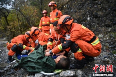 走进丽江 聚焦玉龙雪山守护者