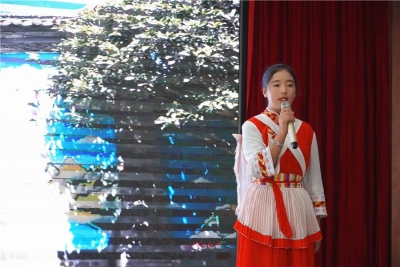 丽江市职业技能竞赛“导游项目初赛”开幕 外国游客为导游加油鼓劲