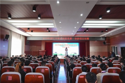 丽江市职业技能竞赛“导游项目初赛”开幕 外国游客为导游加油鼓劲