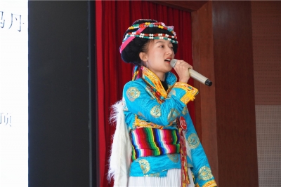 丽江导游技能竞赛上演“巅峰对决”  选手和文丽斩获冠军