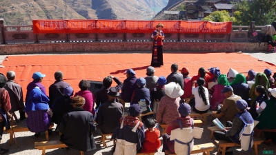 丽江文旅系统跋山涉水赴宝山村送真情