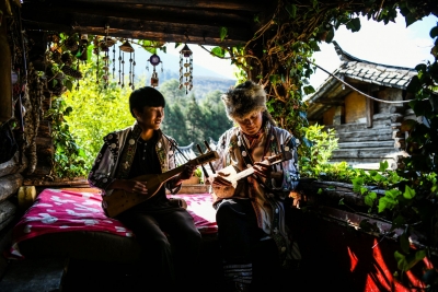 丽江文旅扶贫丨这个景区，1人带动64人走出山区！