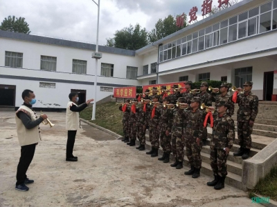 军号嘹亮！丽江蓝月亮交响乐团走进军营为司号员集训