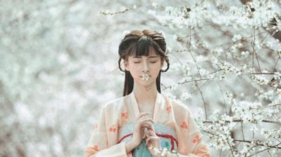 穿越古代，感受诗意…快来丽江古城大研花巷汉服馆体验仙女生活