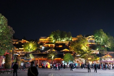 夜间旅游正当时 马蜂窝发布热门夜游景点 丽江古城位列前三