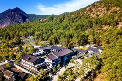 丽江半山酒店·为一间房赴一座城丨用“松赞”的方式体验丽江