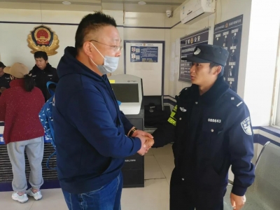 ​高效！丽江警方30分钟帮游客找回价值30万元的手表！