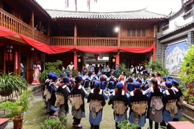 丽江市古城区：蓝天碧水促旅游